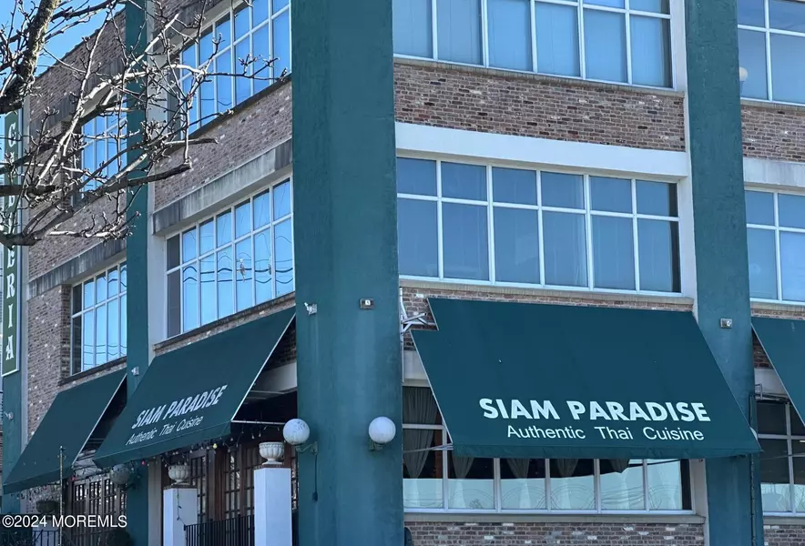 2 Bridge Avenue #3, Red Bank, NJ 07701