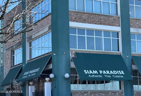 2 Bridge Avenue #3, Red Bank, NJ 07701