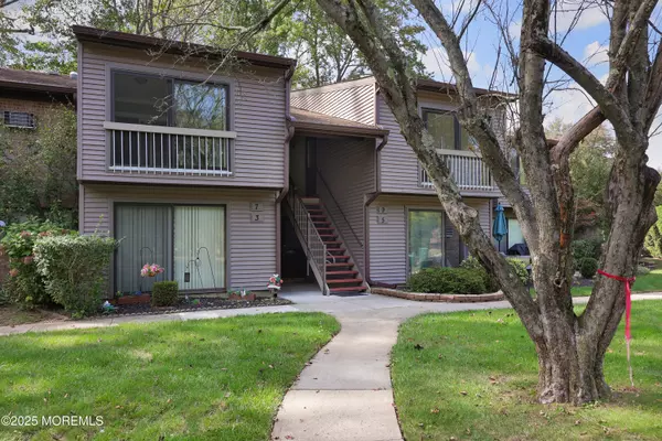 7 Lexington Court, Red Bank, NJ 07701