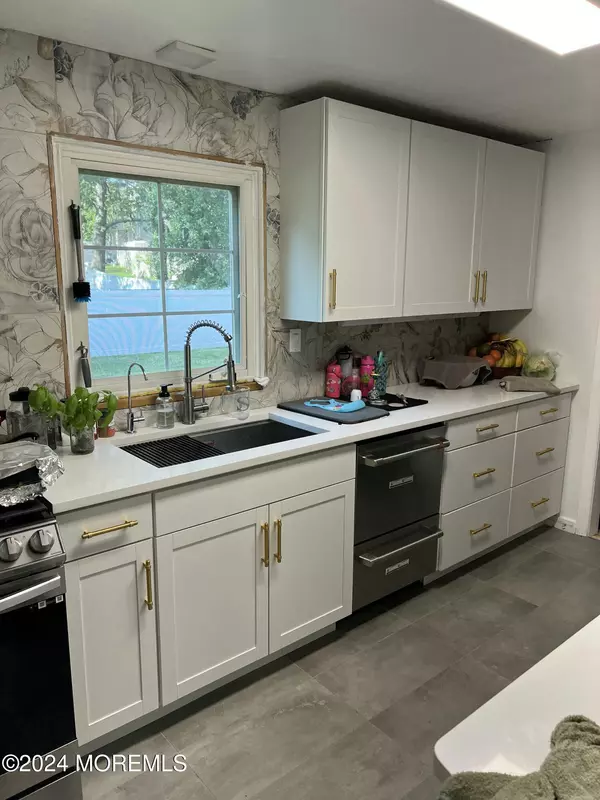 Elberon, NJ 07740,317 Jersey Avenue