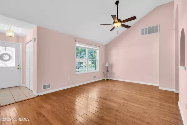 Forked River, NJ 08731,635 Center Street