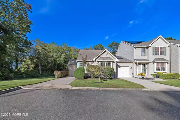 Little Egg Harbor, NJ 08087,5 Timberline Drive