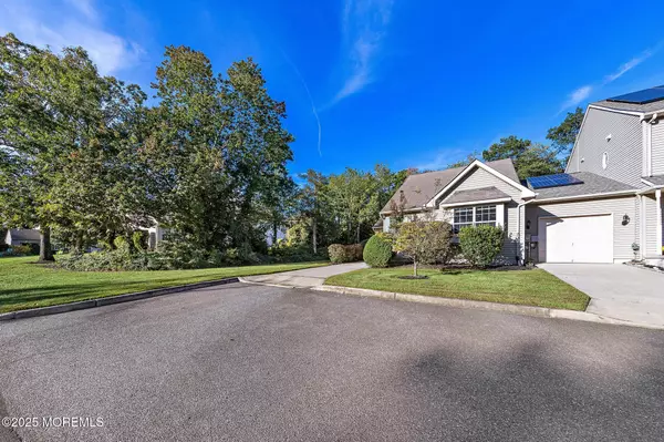 Little Egg Harbor, NJ 08087,5 Timberline Drive