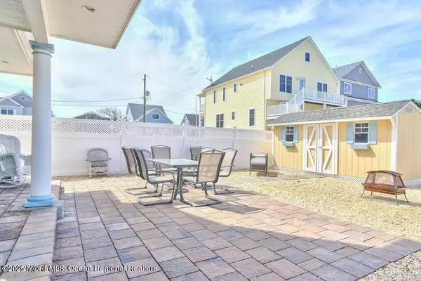 Ortley Beach, NJ 08751,10 4th Avenue #102