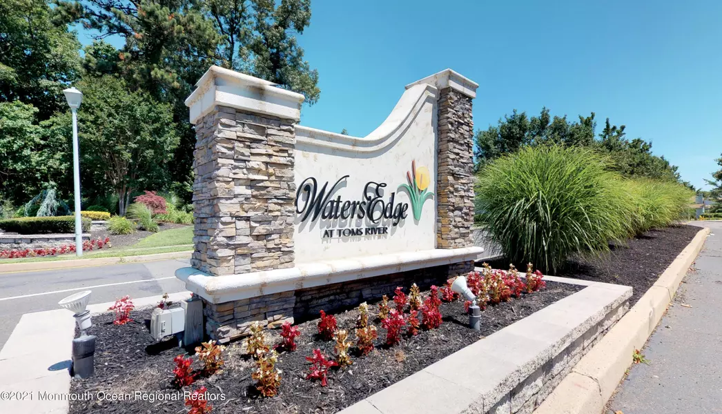 1922 Waters Edge Drive, Toms River, NJ 08753