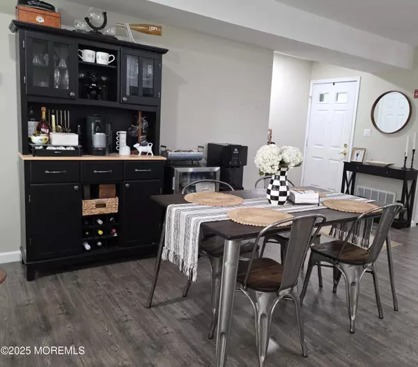 Freehold, NJ 07728,199 Tulip Lane