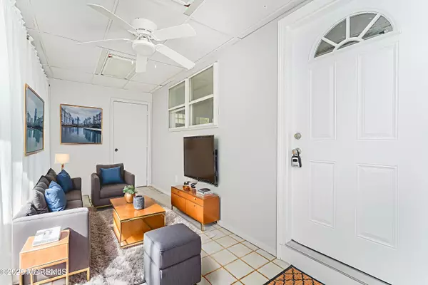 Jackson, NJ 08527,8 Connie Lane