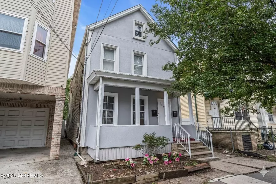 327 Fulton Street, Elizabeth Port, NJ 07206
