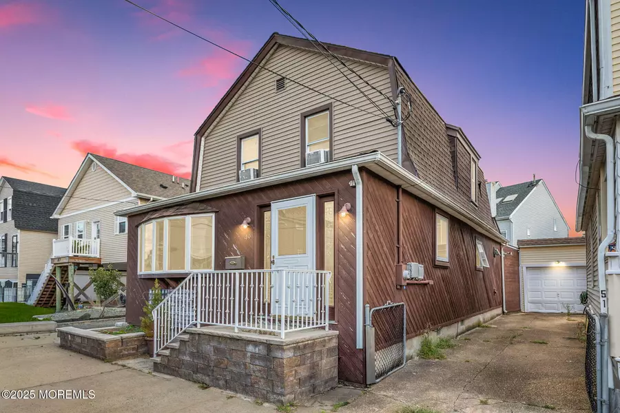 49 Seadrift Avenue, Highlands, NJ 07732