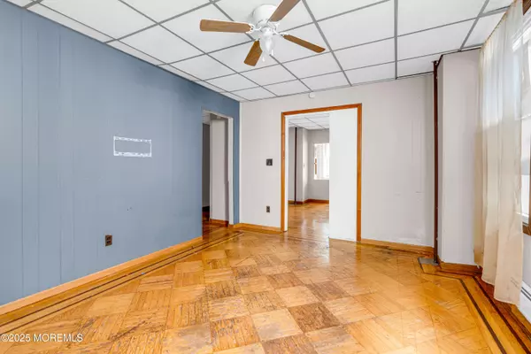 Jersey City, NJ 07305,261 Dwight Street