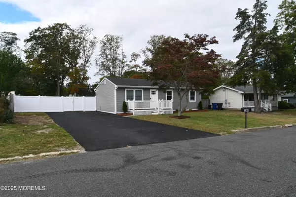 Toms River, NJ 08753,914 Neville Street