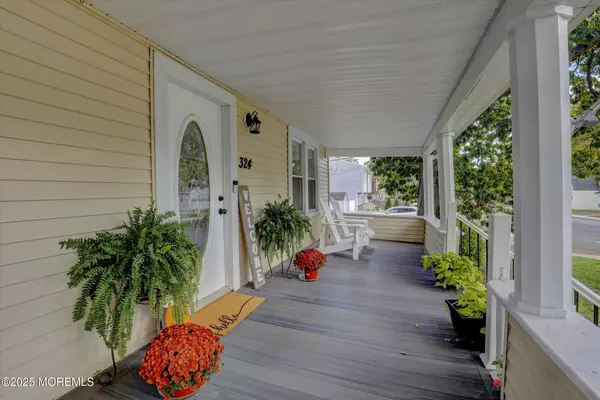 North Middletown, NJ 07748,324 Thompson Avenue