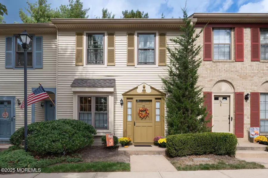 75 Bradford Court, Aberdeen, NJ 07747