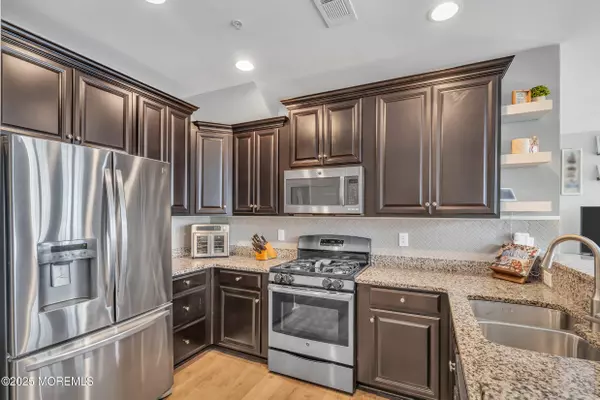 Tinton Falls, NJ 07753,22 Jake Drive
