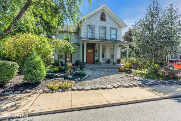Little Silver, NJ 07739,146 Rumson Road