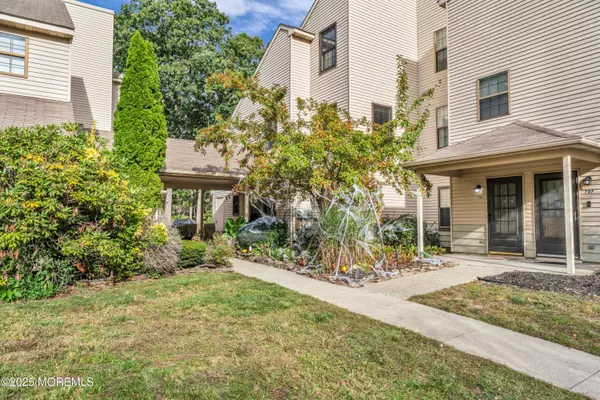 Jackson, NJ 08527,709 Bluebell Drive