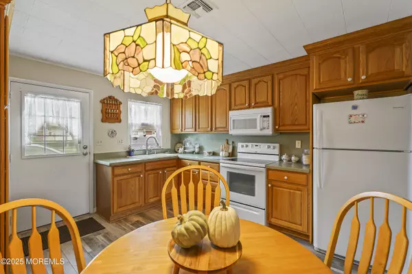 Lakewood, NJ 08701,240 Huntington Drive