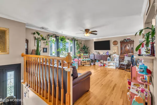 Beachwood, NJ 08722,853 Spray Avenue