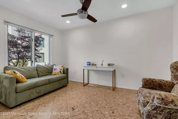 Long Branch, NJ 07740,700 Ocean Avenue #9