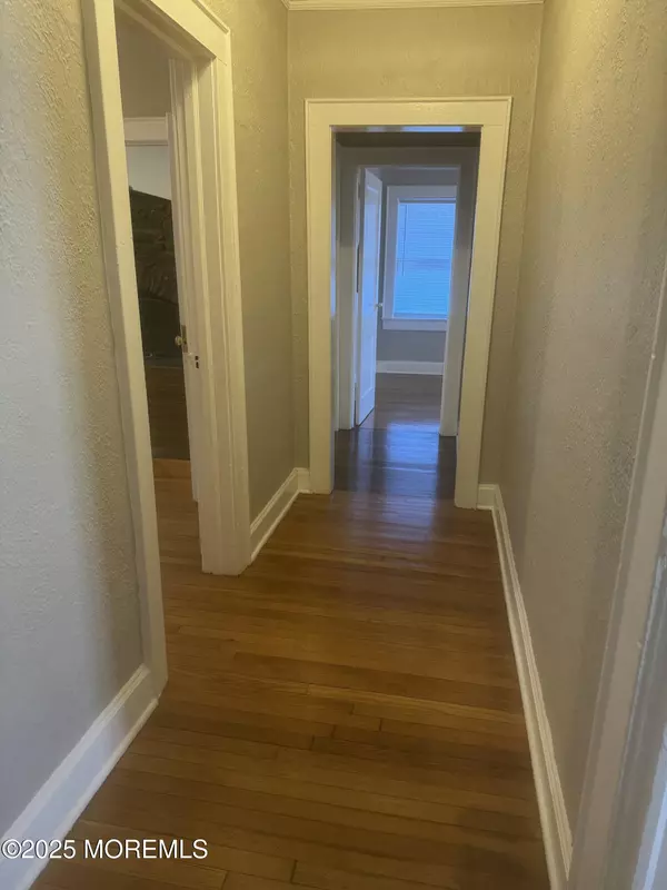 Bradley Beach, NJ 07720,510 Brinley Avenue #4