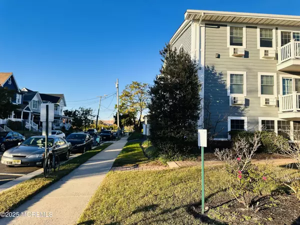 Asbury Park, NJ 07712,309 4th Avenue #102