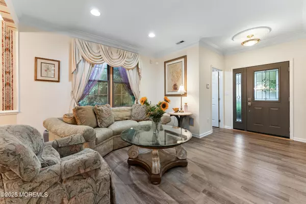 East Windsor, NJ 08520,4 Sandstone Road