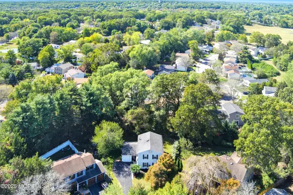 Howell, NJ 07731,9 Bell Court