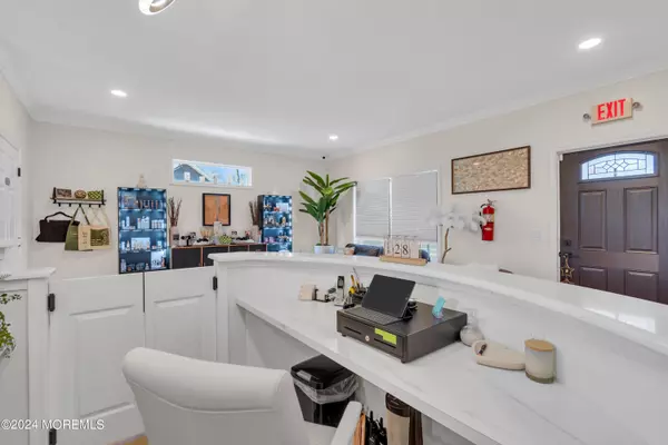 Bayville, NJ 08721,759 Route 9