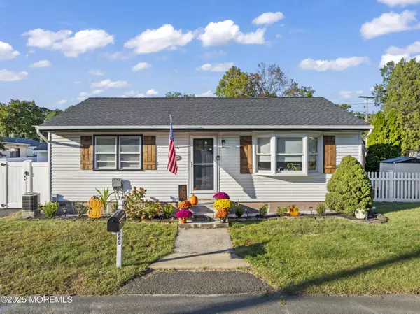 240 Timberline Road, Toms River, NJ 08753