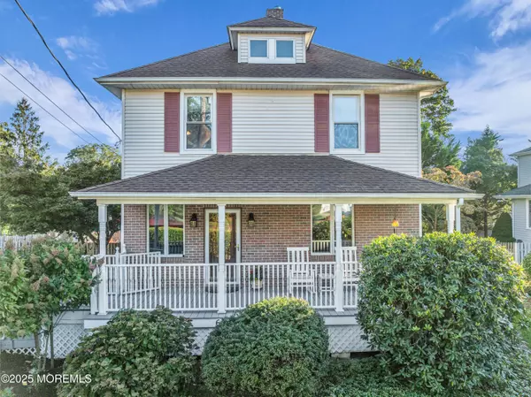 Atlantic Highlands, NJ 07716,61 E Washington Avenue