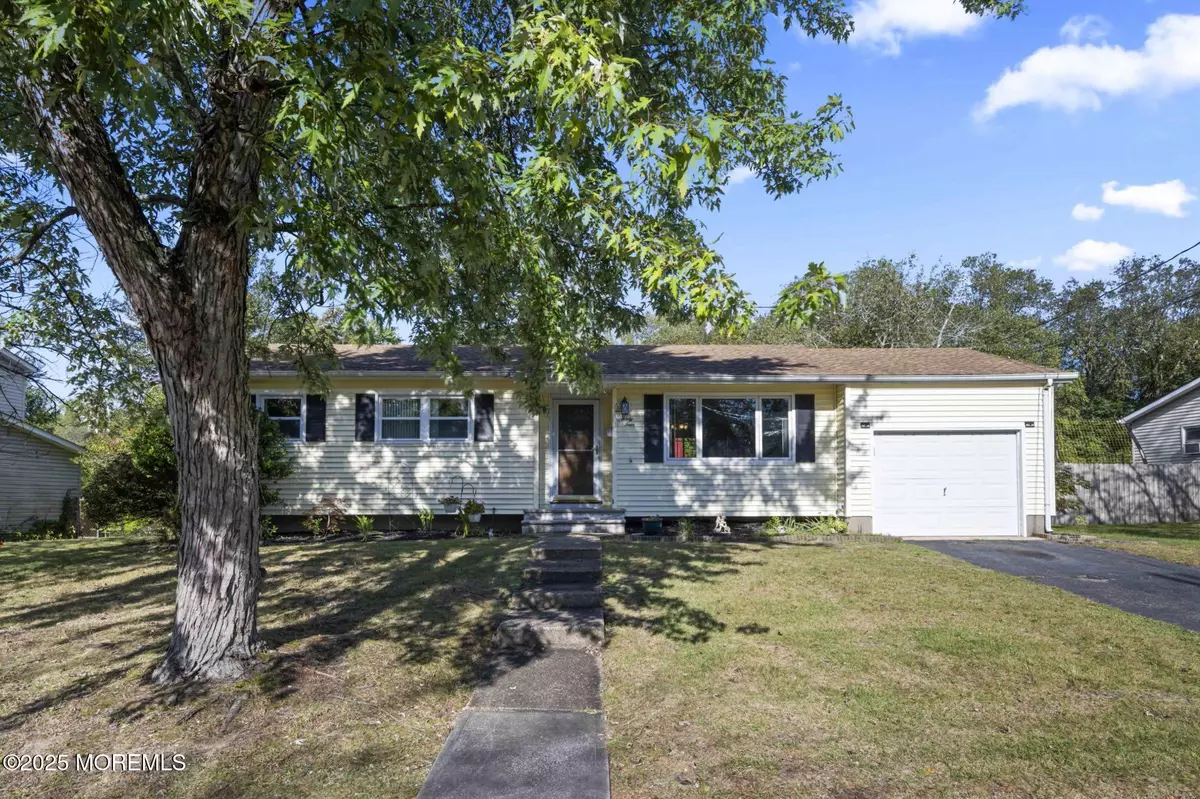 Jackson, NJ 08527,34 Drexel Drive