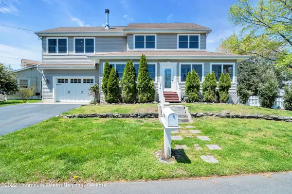 Ocean Twp, NJ 07712,1205 Roseld Avenue