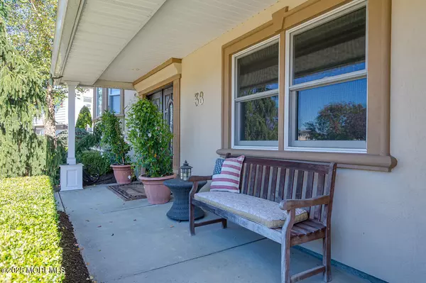 Parlin, NJ 08859,38 Holly Drive