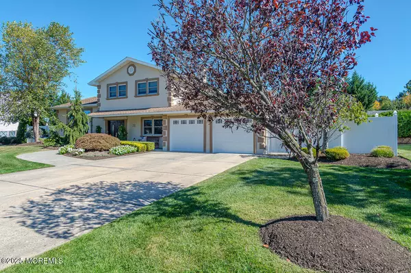 Parlin, NJ 08859,38 Holly Drive