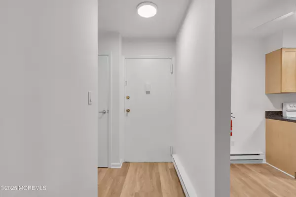 Asbury Park, NJ 07712,300 7th Avenue #3