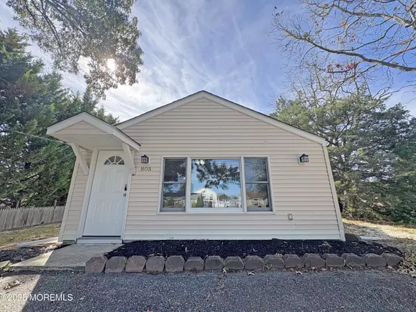 Forked River, NJ 08731,805 Beach Boulevard