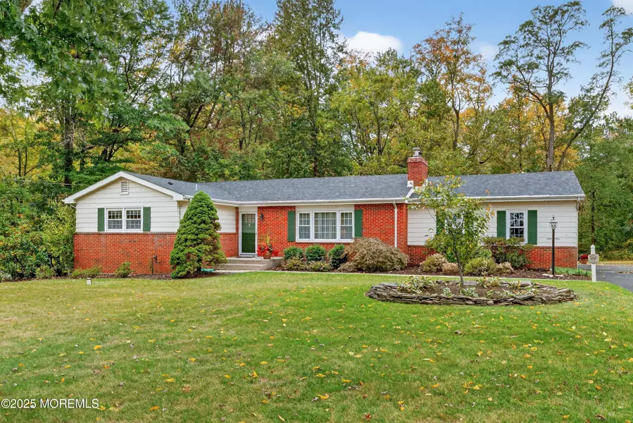 14 Iron Bridge Road, Chesterfield, NJ 08515