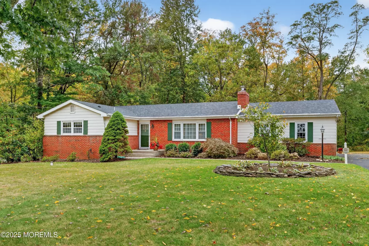 Chesterfield, NJ 08515,14 Iron Bridge Road