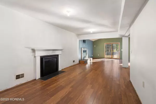 Howell, NJ 07731,51 Sherrybrooke Drive