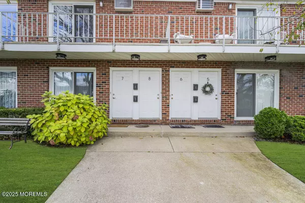 114 3rd Avenue #8, Belmar, NJ 07719
