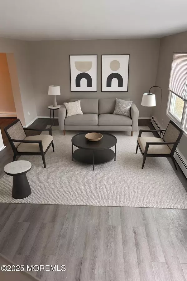 Toms River, NJ 08753,512 Roosevelt Avenue