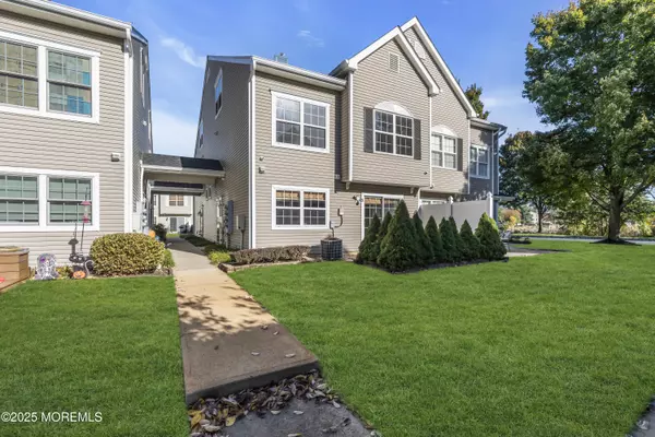 Howell, NJ 07731,158 Dorado Beach Court