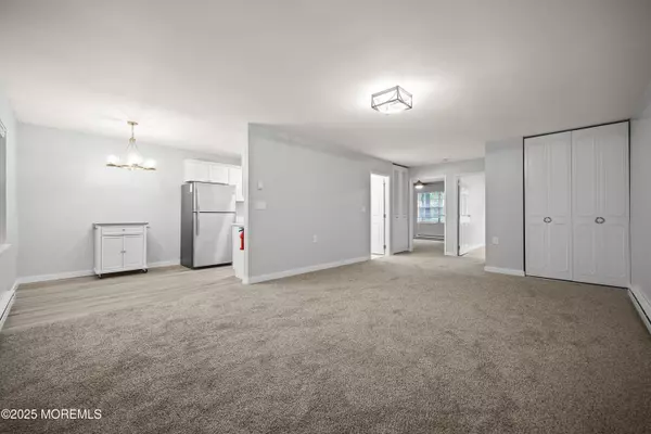Lakewood, NJ 08701,139 Farrington Court #B