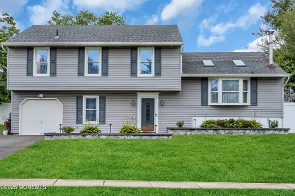 Barnegat, NJ 08005,41 Deck Street