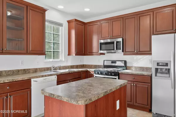 Parlin, NJ 08859,60 Wlodarczyk Place