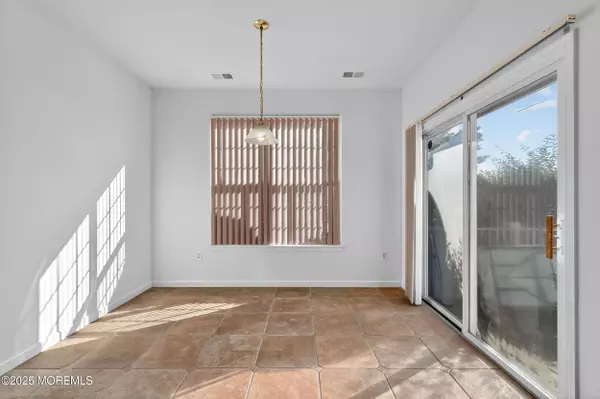 Parlin, NJ 08859,60 Wlodarczyk Place