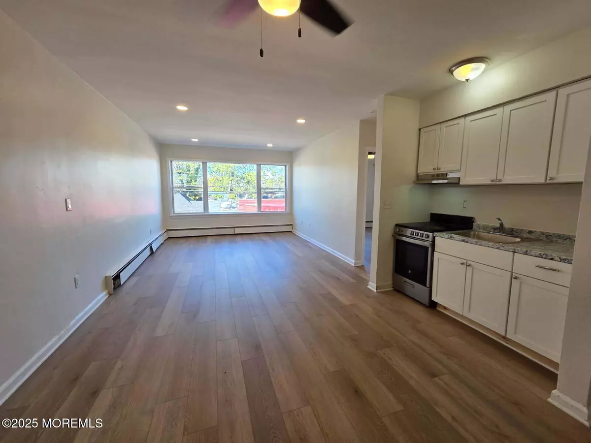 Keansburg, NJ 07734,1 Willis Place #3