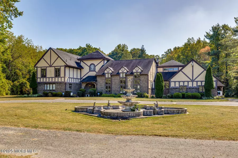 740 Garwood Road, Moorestown, NJ 08057