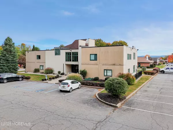 Lopatcong, NJ 08865,410 Coventry Drive