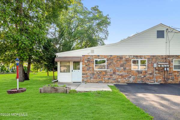 5 Chestnut Street #C, Toms River, NJ 08757